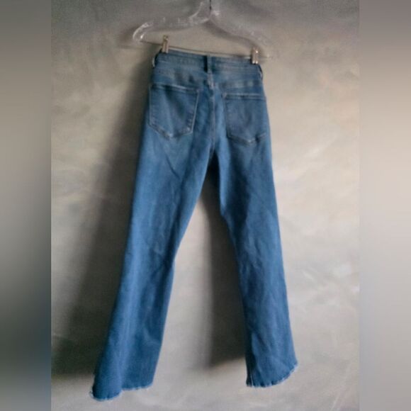 Vervet Medium Wash Distressed Ankle Kick Flare Jeans Size 27 FORGET RAW STEP Hem - Picture 5 of 11